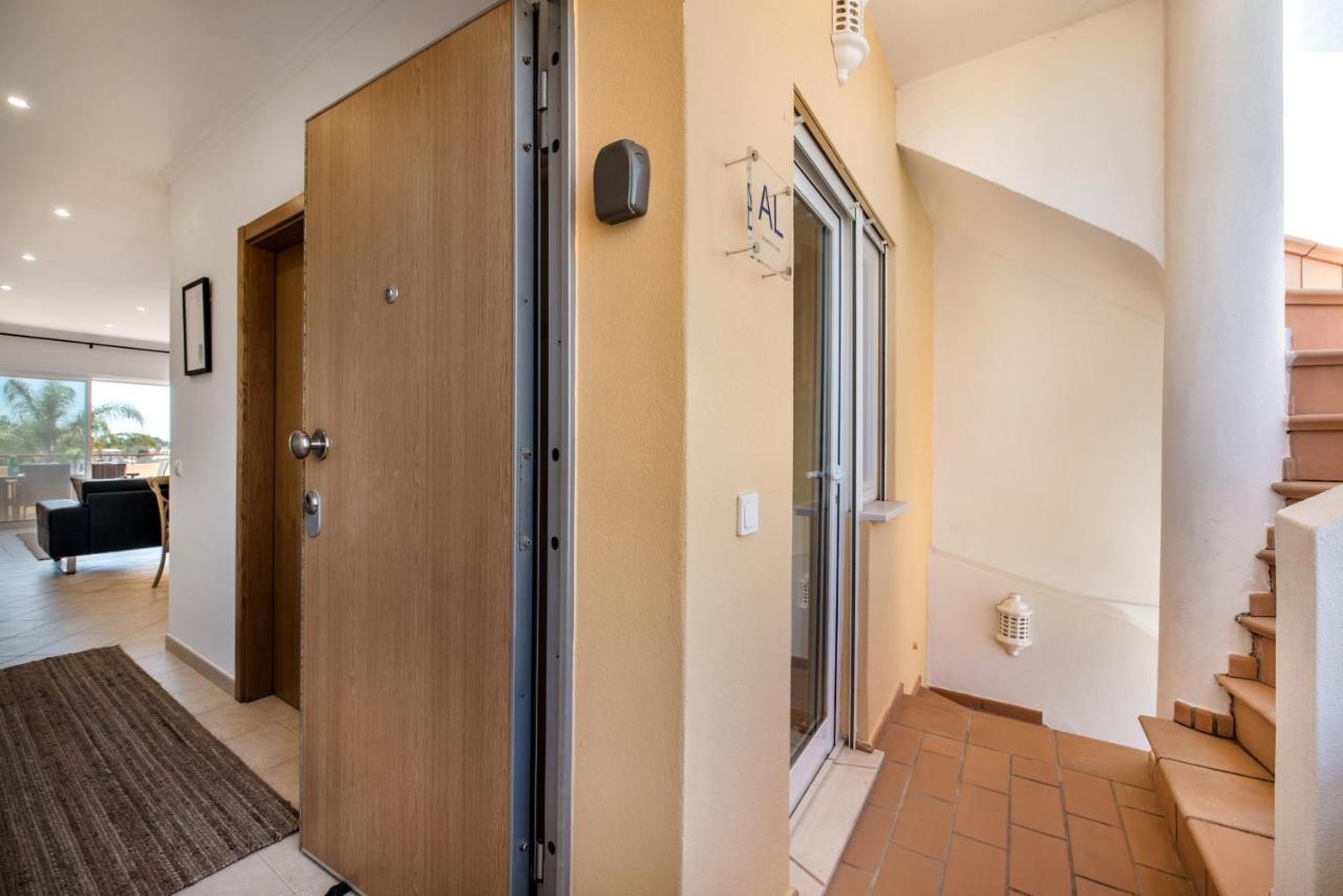Beautiful Two Bedroom Apartment With Roof Terrace Carvoeiro  Zewnętrze zdjęcie