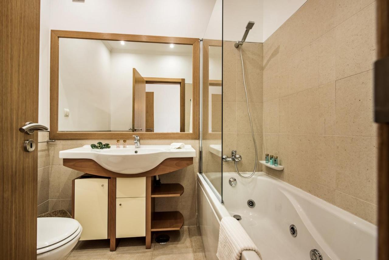 Beautiful Two Bedroom Apartment With Roof Terrace Carvoeiro  Zewnętrze zdjęcie