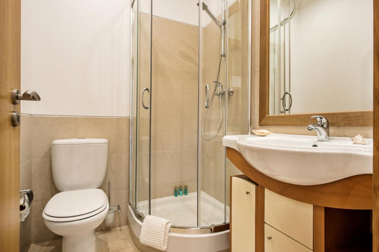 Beautiful Two Bedroom Apartment With Roof Terrace Carvoeiro  Zewnętrze zdjęcie