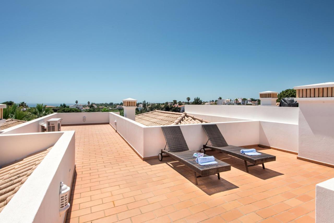 Beautiful Two Bedroom Apartment With Roof Terrace Carvoeiro  Zewnętrze zdjęcie